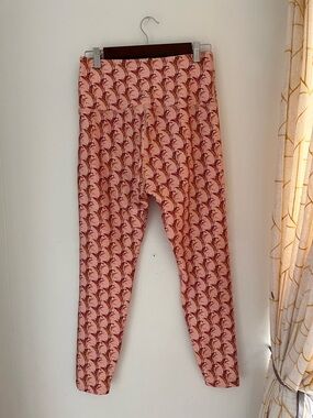 Beyond Yoga Pink Floral-Print Leggings